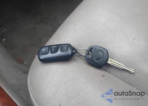 2005 Toyota Camry Xle V6 z USA, uszkodzony, nr VIN 4T1BF30K55U085939